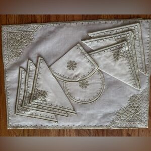 Moroccan traditional embroidered tray cover, 6 napkins and teapot accessories